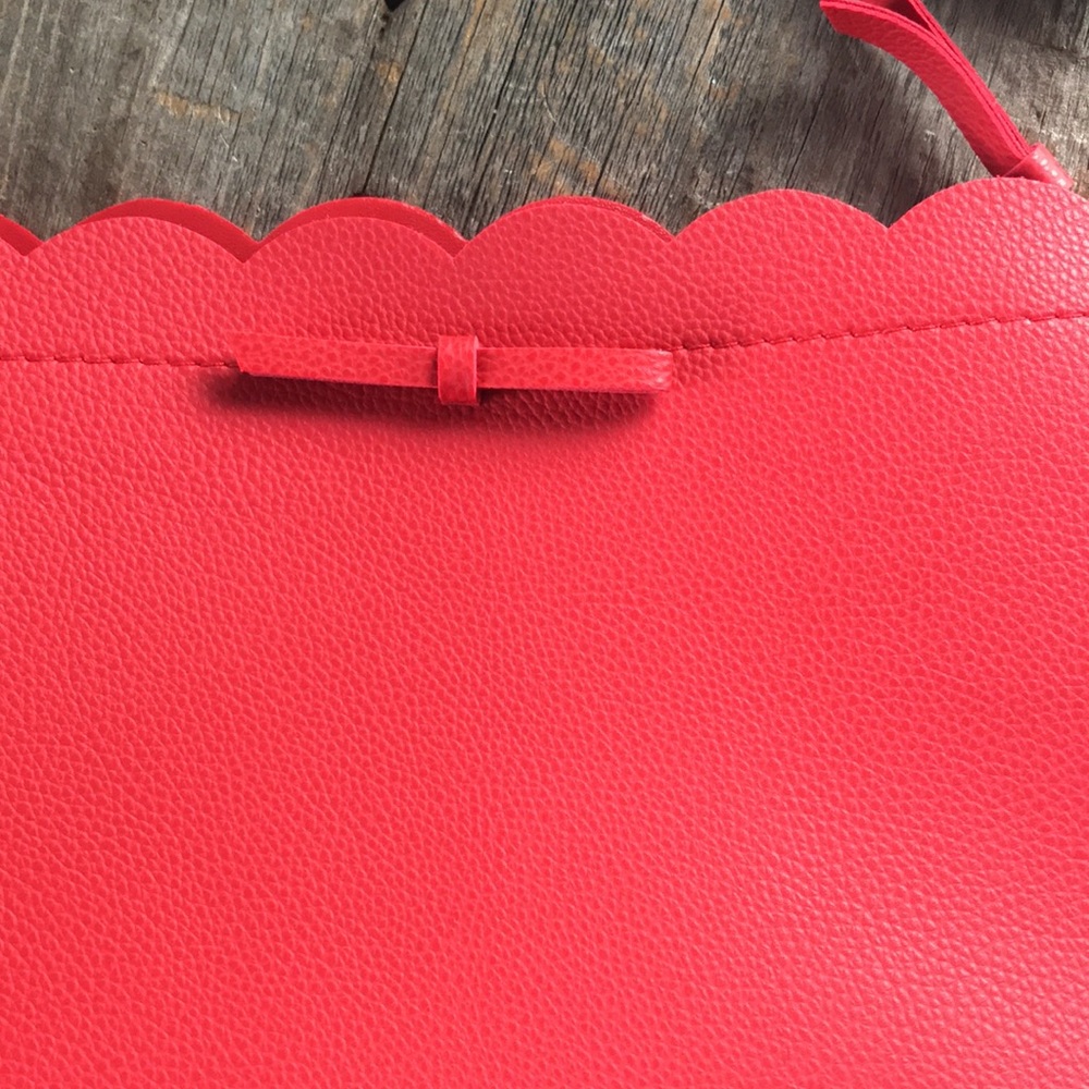 Canvas Stripe and Red Scalloped Make-Up Bags - Picture 4 of 13